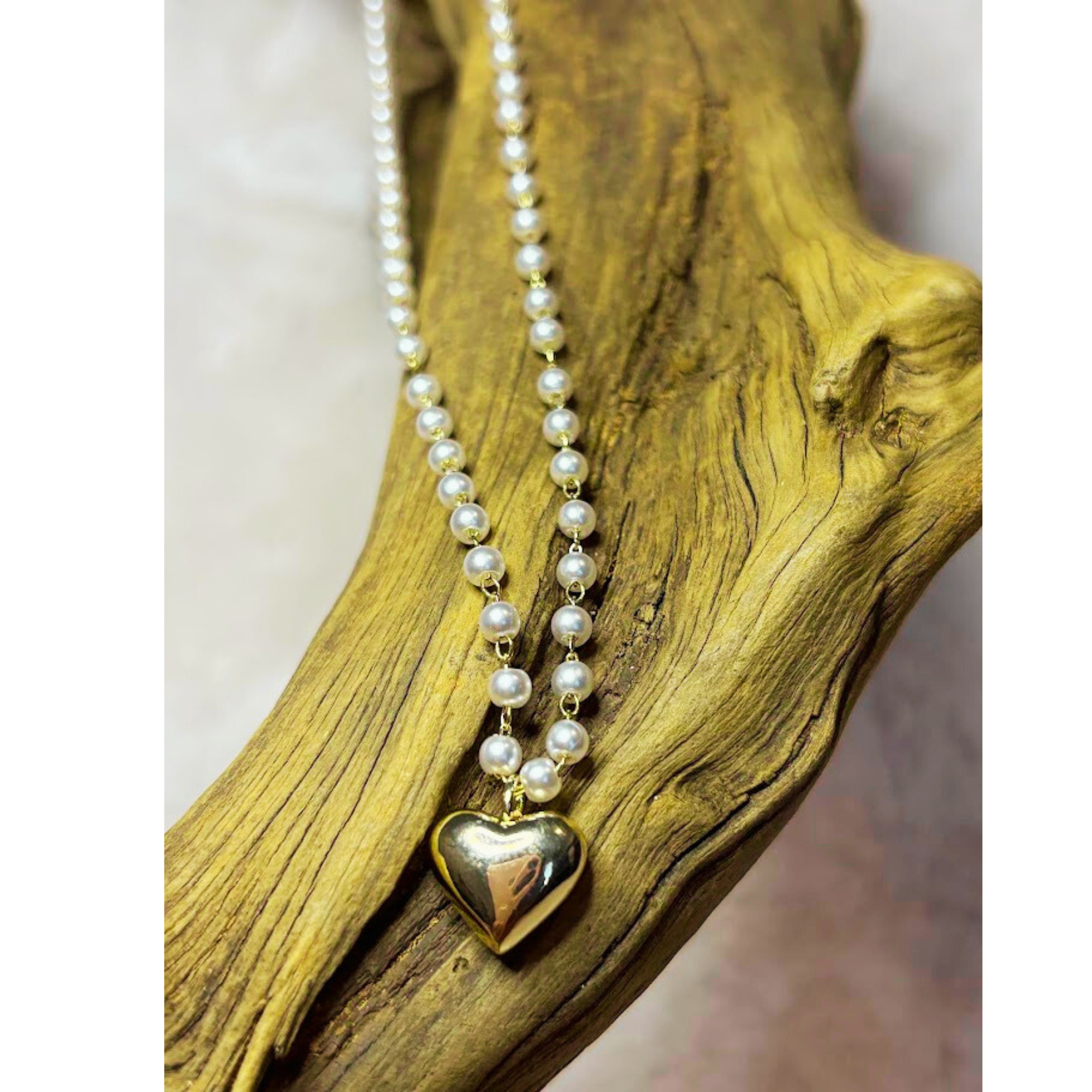16 inch small pearl necklace with small heart pendant