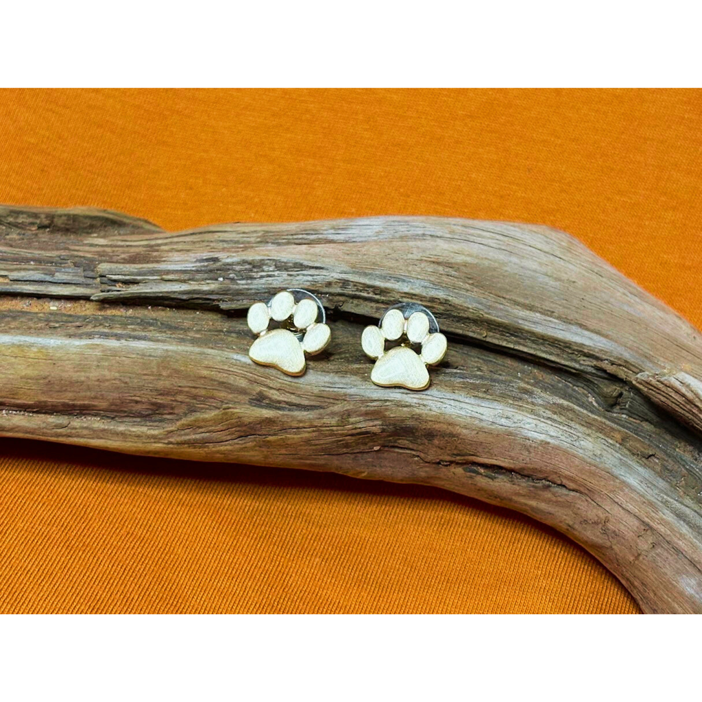 Brushed gold paw stud earrings