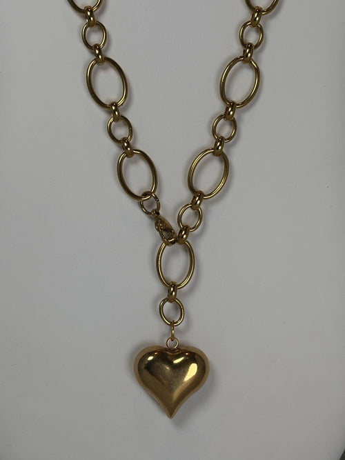 28 inch chain with heart pendant