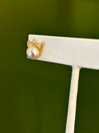 Purrl Stud Earrings