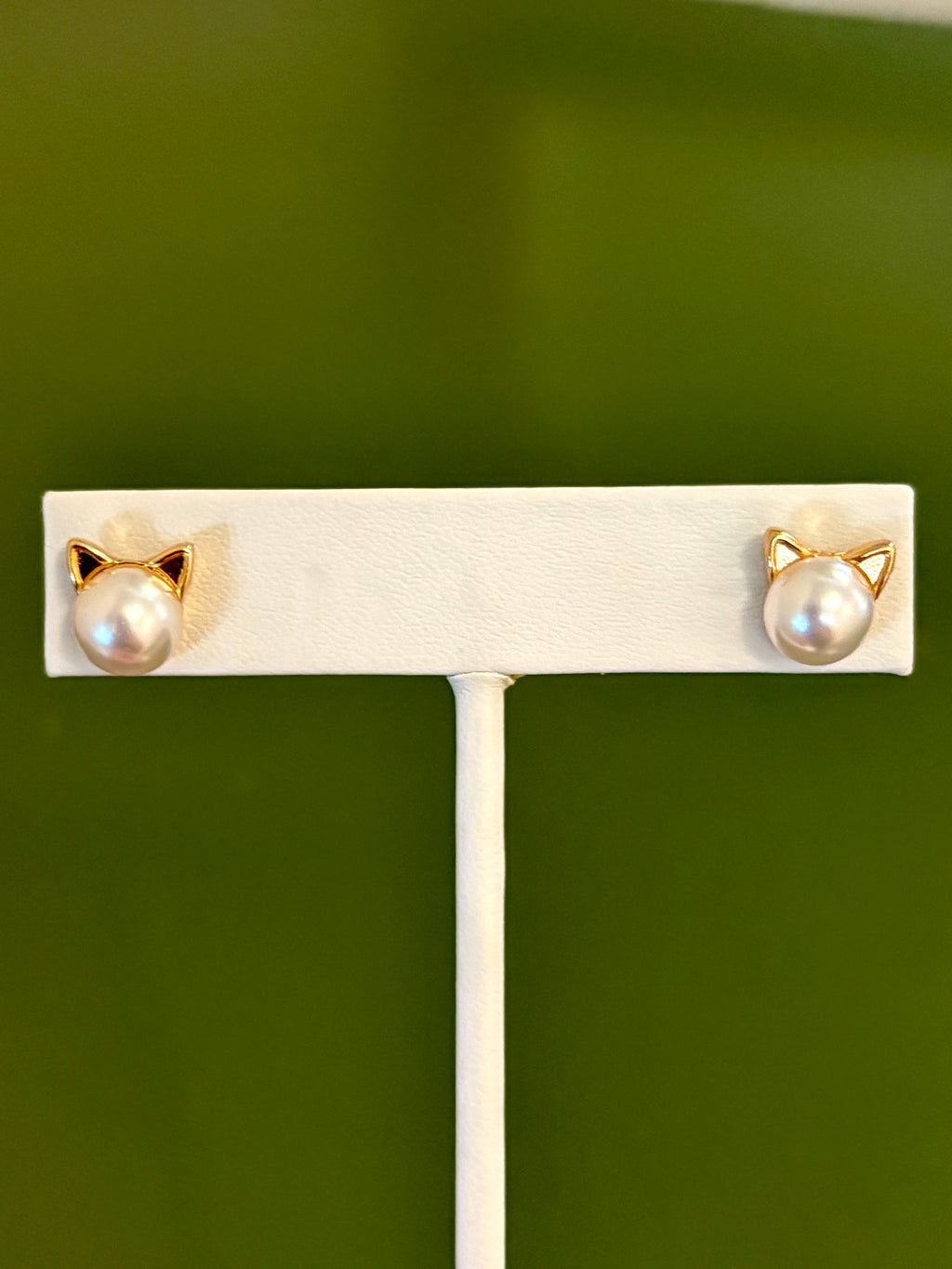 Purrl Stud Earrings