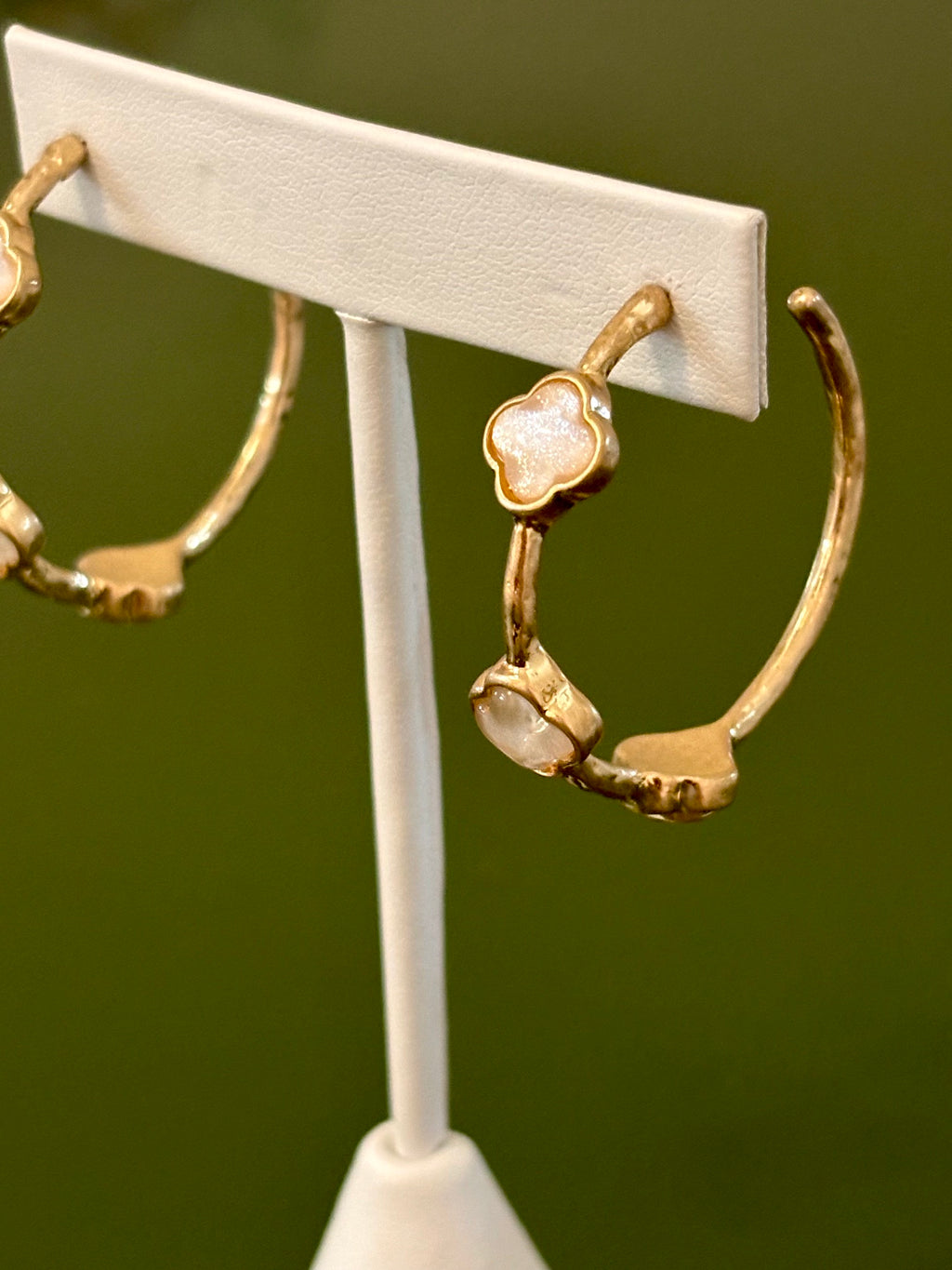 Quatrefoil Stone Hoop White and Gold Earrings