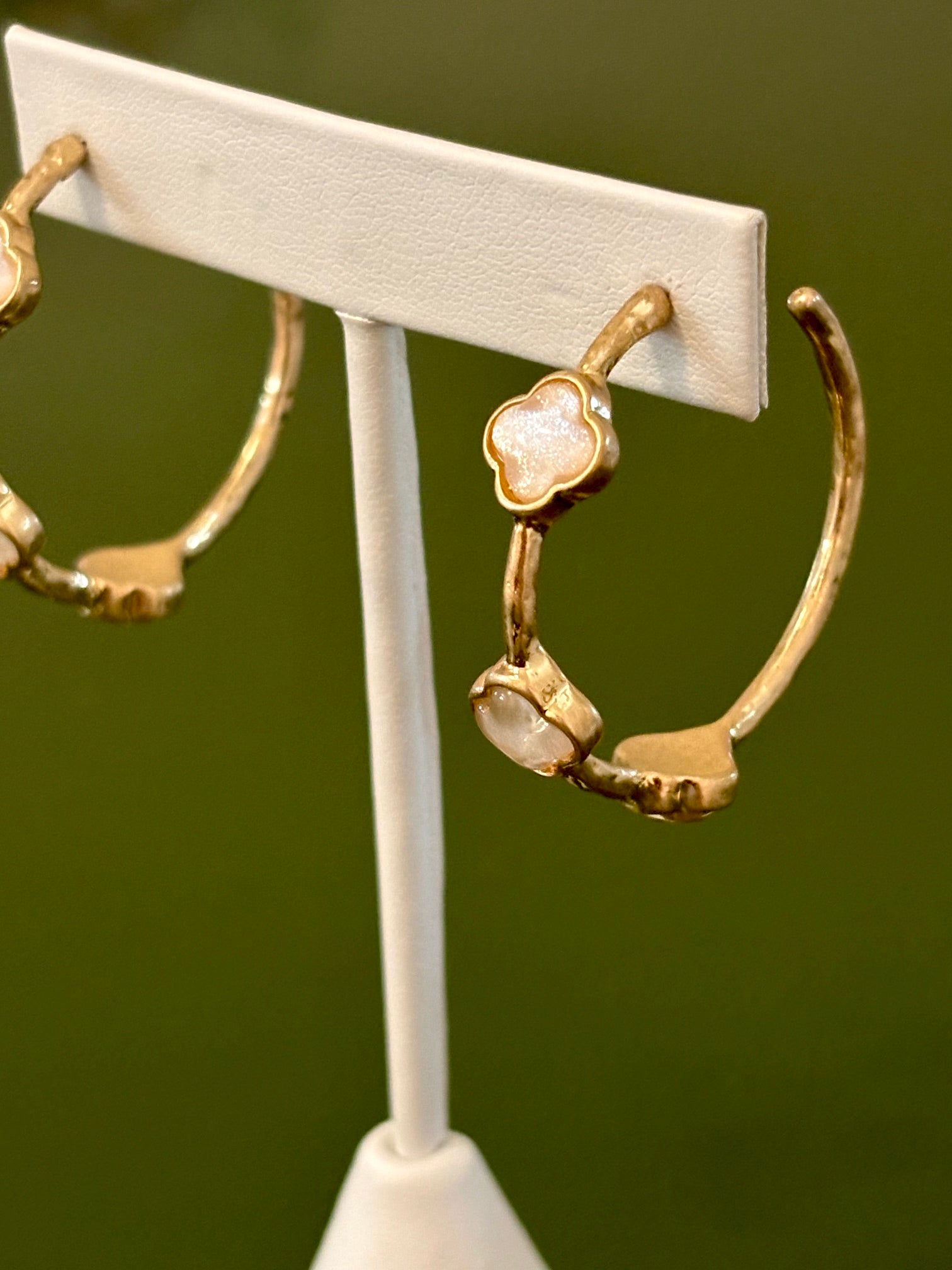 Quatrefoil Stone Hoop White and Gold Earrings