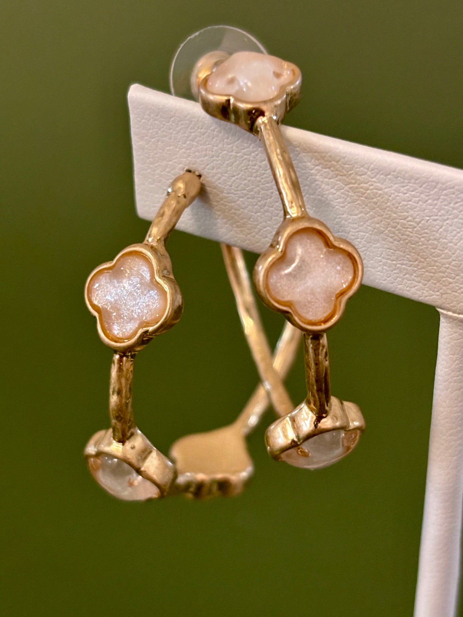 Quatrefoil Stone Hoop White and Gold Earrings