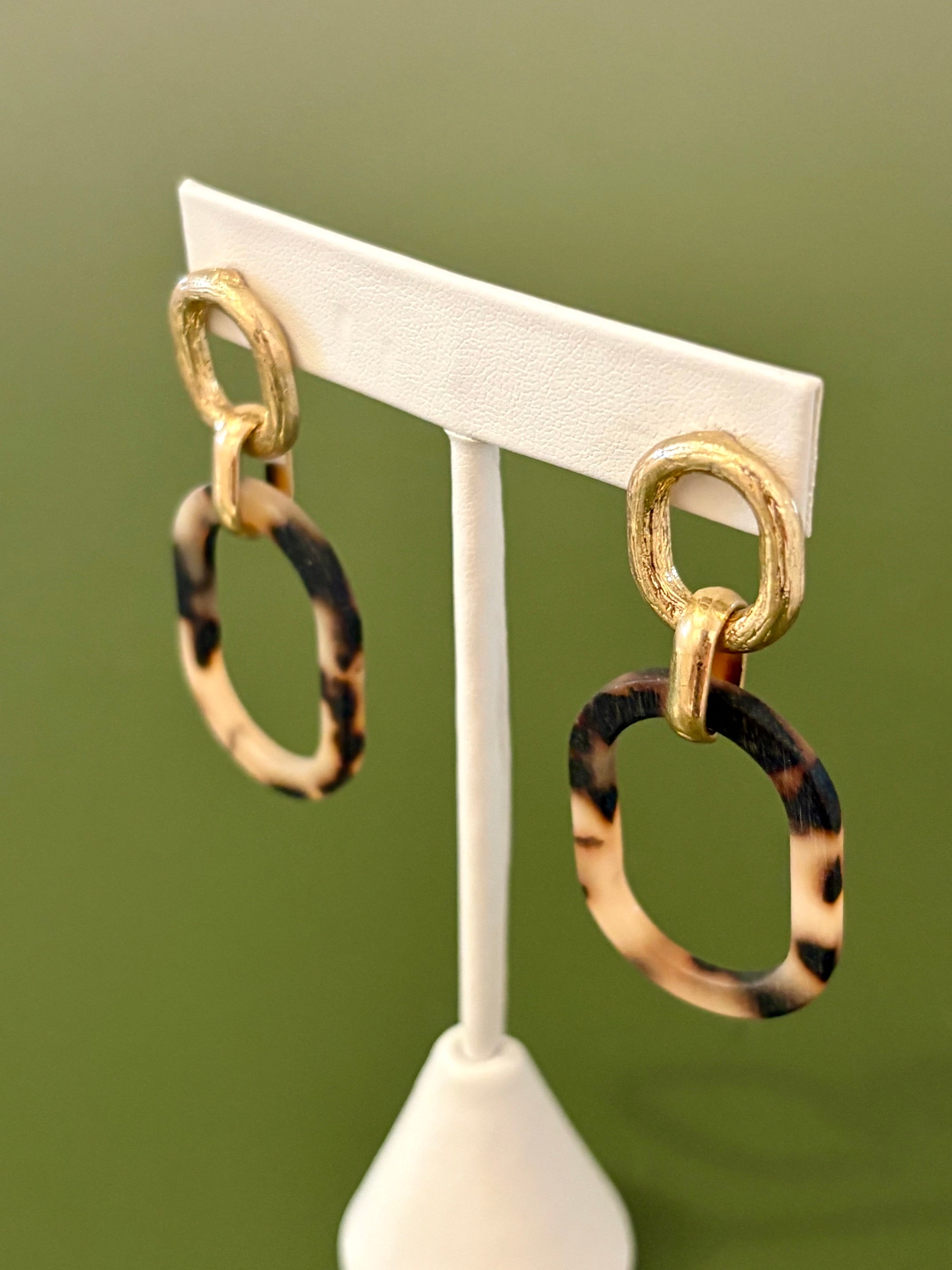 Tortoise Link Earrings