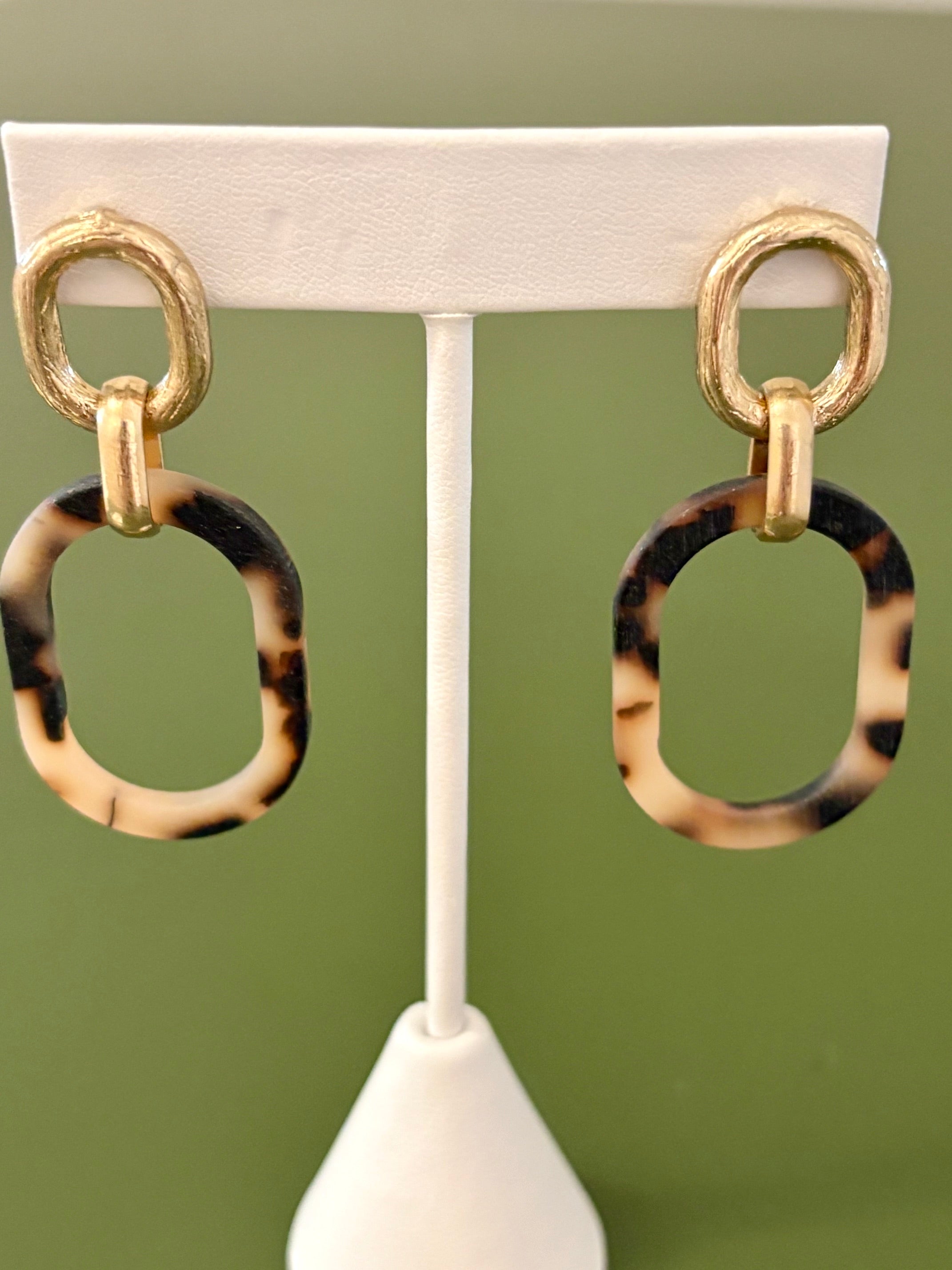 Tortoise Link Earrings