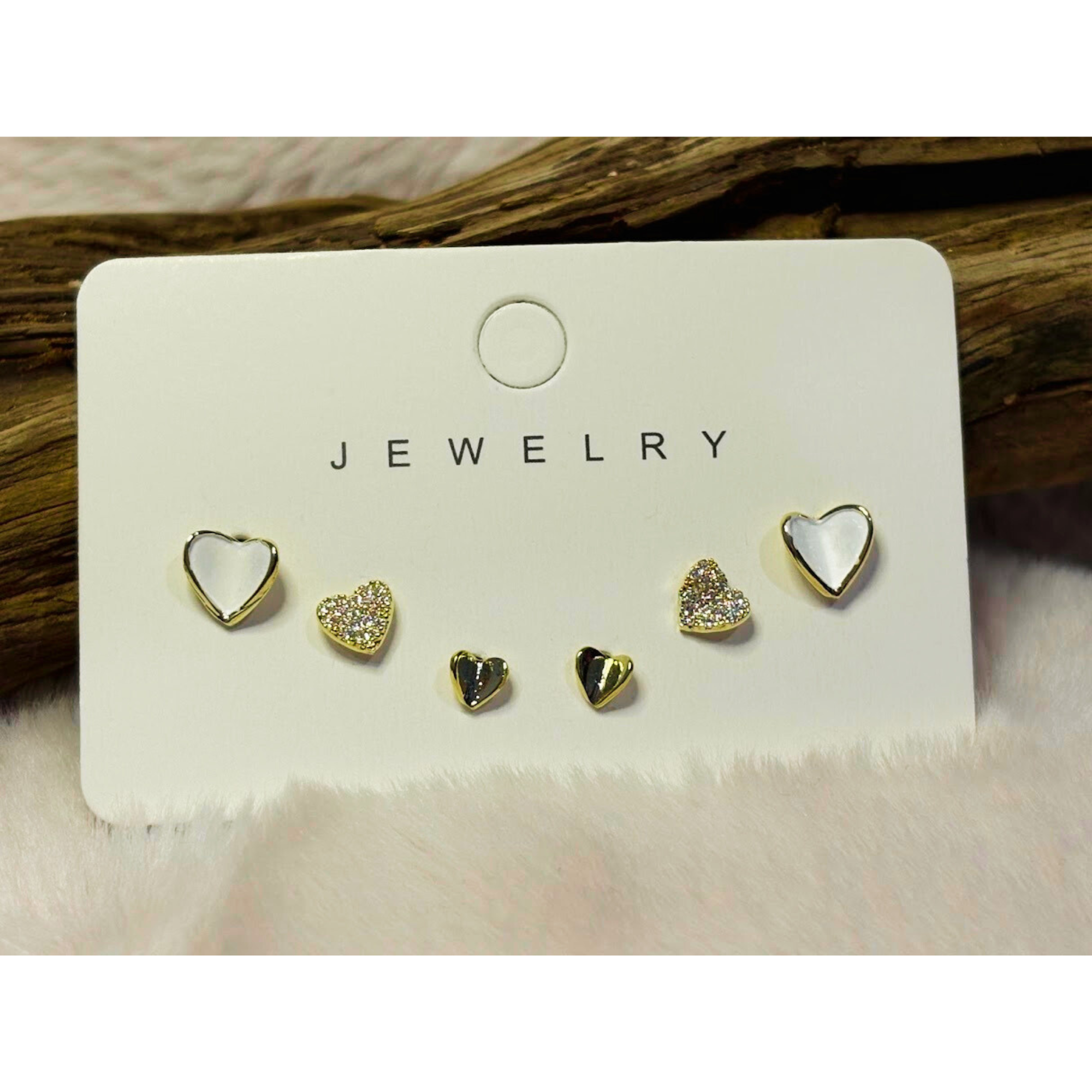 Very small heart stud earring set