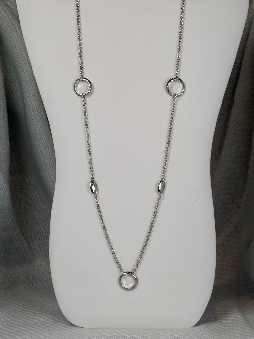 Silver Capsule Station Chain Necklace