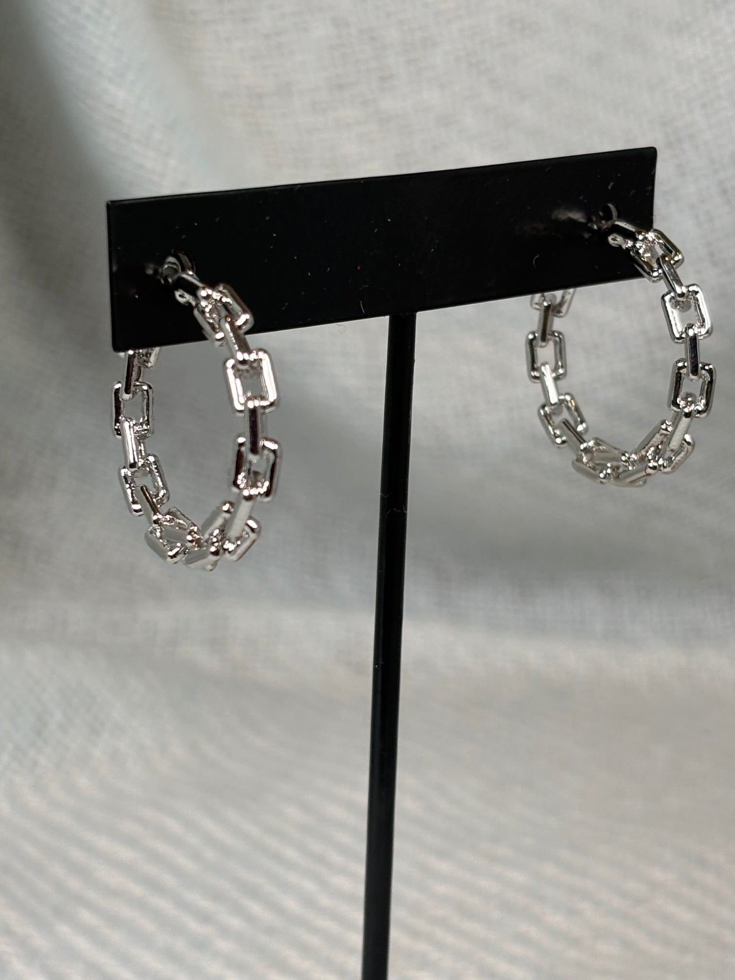 Silver Square Chain Medium Hoop Earrings