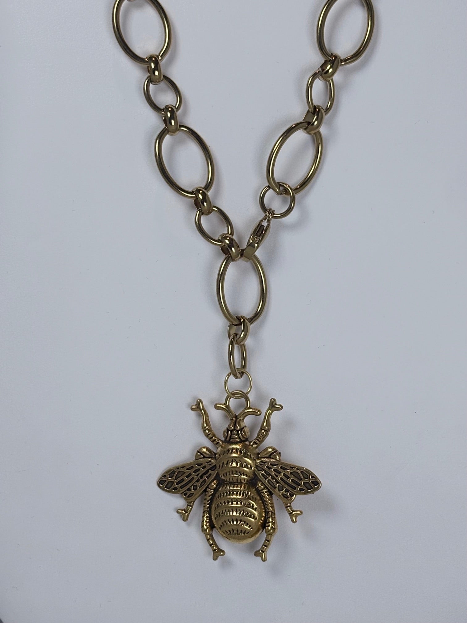 28 inch chain with bee pendant