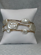 Flat chunky pearl and gold rod stretch bracelet set