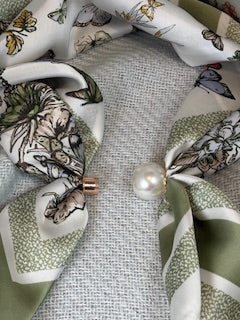 Magnetic Scarf Necklace